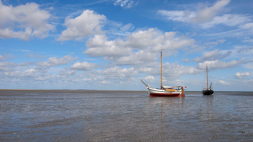 blauwasser_revierreportage_holland_plattbodenschiff_trockenfallen2