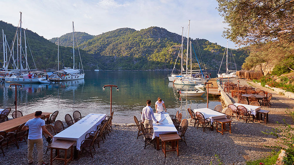 blauwasser_revierreportage_tuerkei_golf_von_fethiye_bedri_rami_restaurantbucht