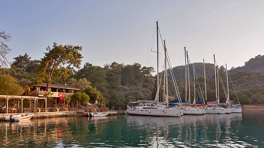 blauwasser_revierreportage_tuerkei_golf_von_fethiye_restaurantbucht_kapi_koyu