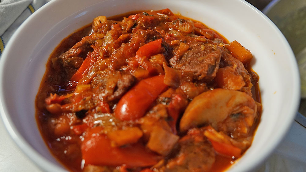 blauwasser_rezepte_gulasch_fertiges_gericht