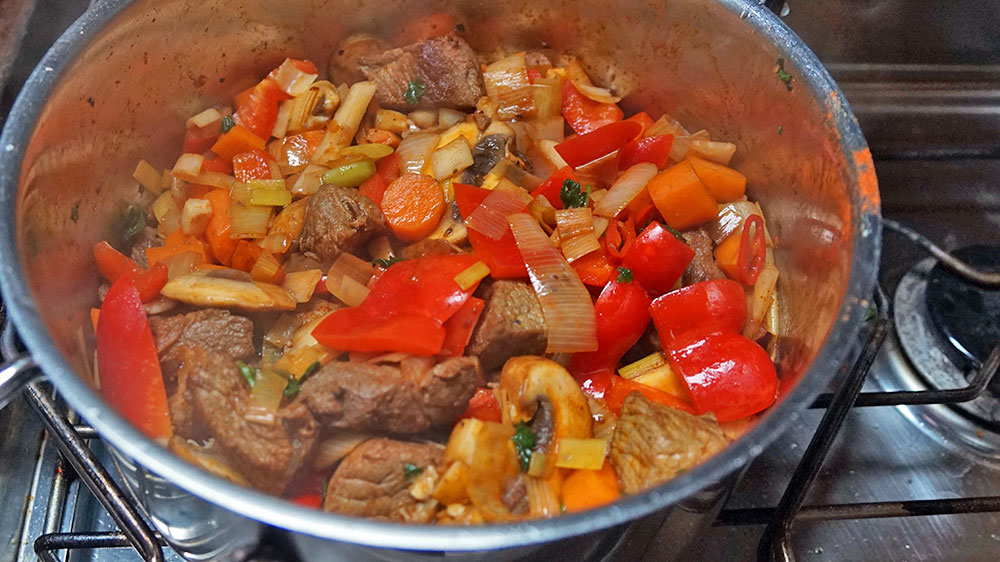 blauwasser_rezepte_gulasch_zubereitung
