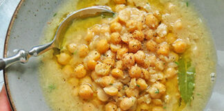 Rezept: vegane Kichererbsensuppe aus Griechenland (Revithosoupa)