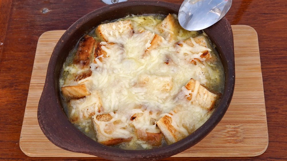 blauwasser_rezepte_zwiebelsuppe_fertiges_gericht