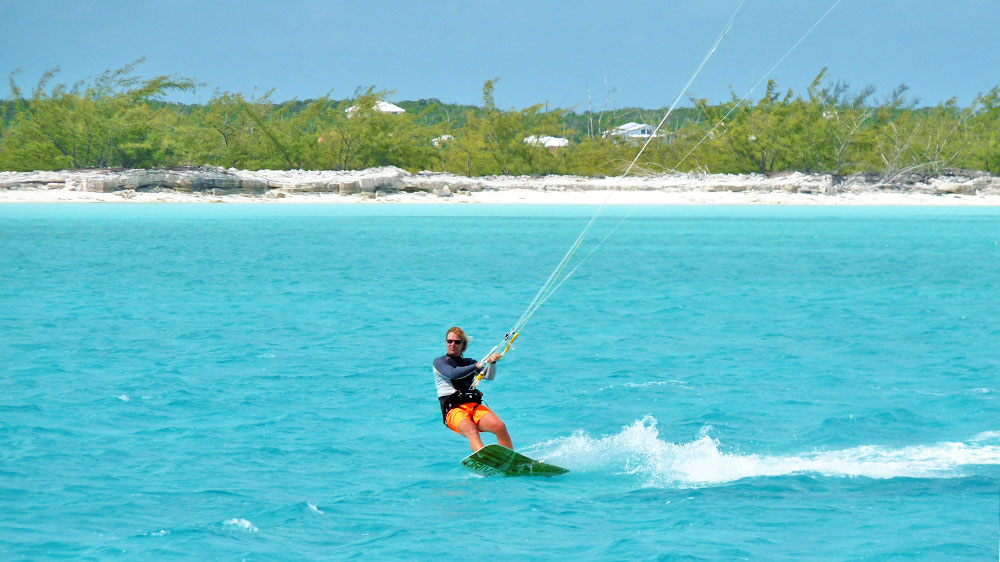 blauwasser_segel_hobbys_an_bord_kitesurfen_3