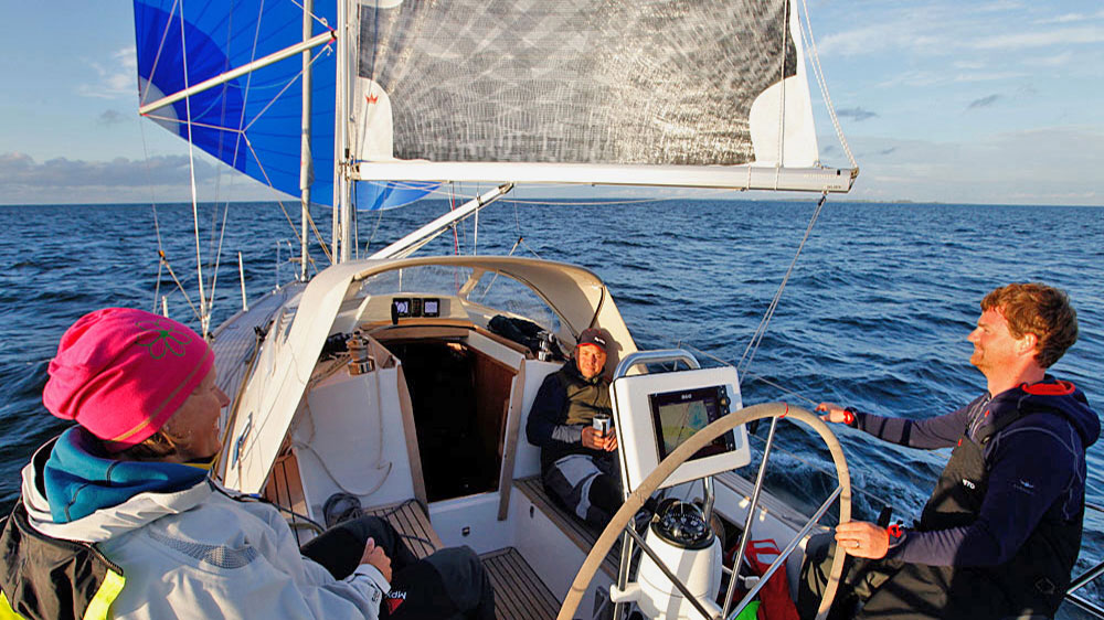 blauwasser_segel_parasailor_grundlagen_crew_gross