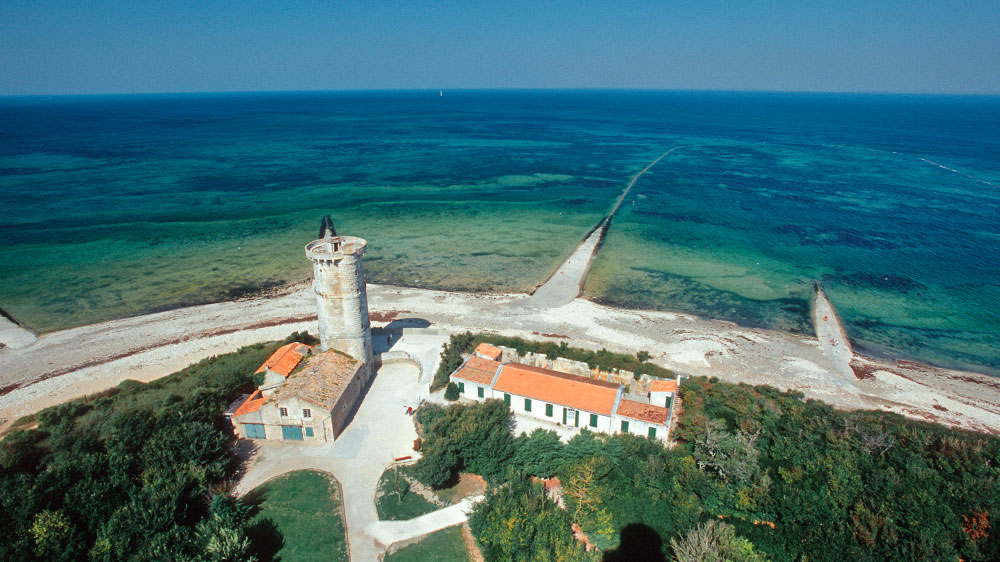 blauwasser_segeln_charter_atlantik_biskaya_frankreich_ile_de_oleron_phare_de_chassiron