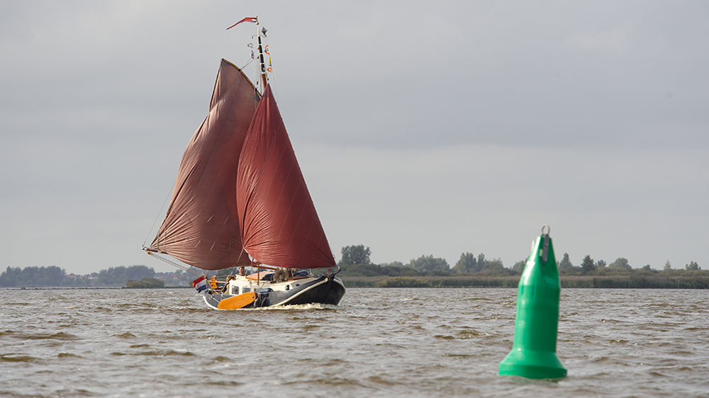 blauwasser_segeln_charter_holland_lauwers_meer_navigation