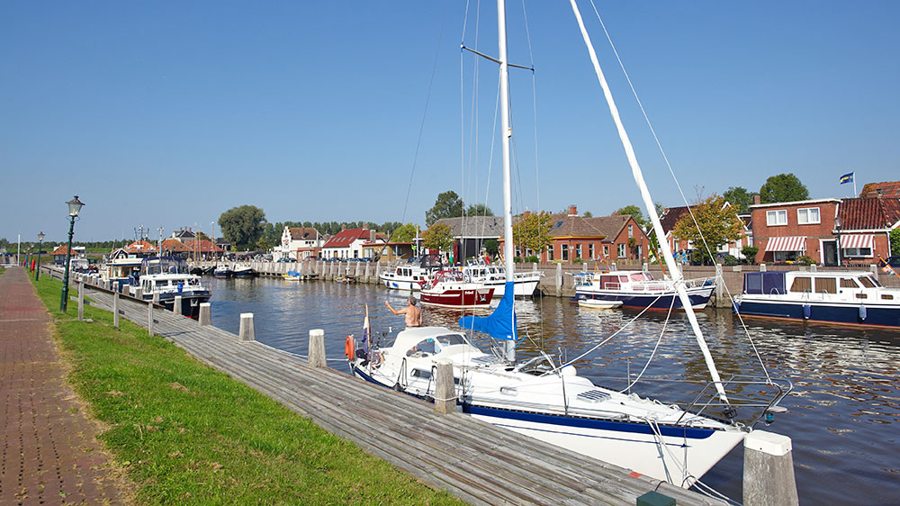 blauwasser_segeln_charter_holland_lauwers_meer_zoutkamp_hafen-