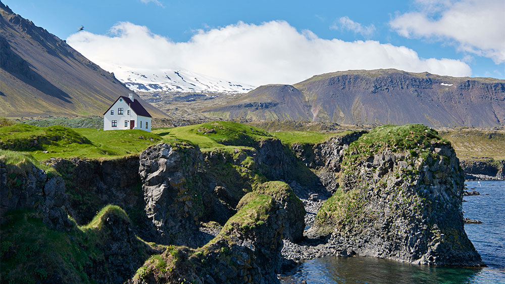 blauwasser_segeln_charter_island_arnarstapi_landschaft