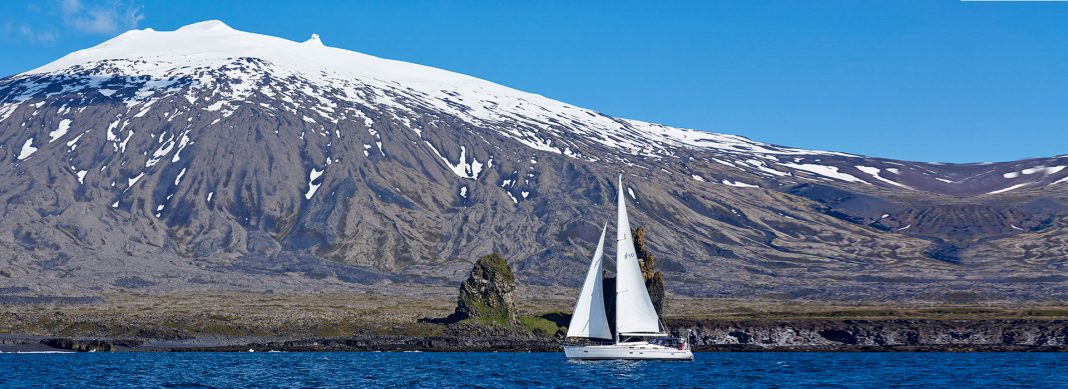 blauwasser_segeln_charter_island_header