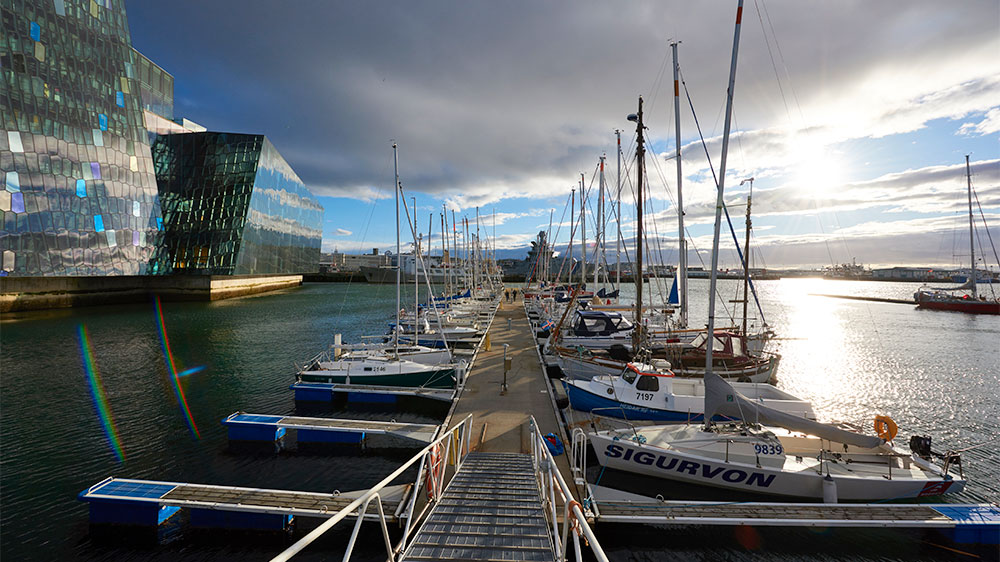 blauwasser_segeln_charter_island_reykjavik_hafen_charter