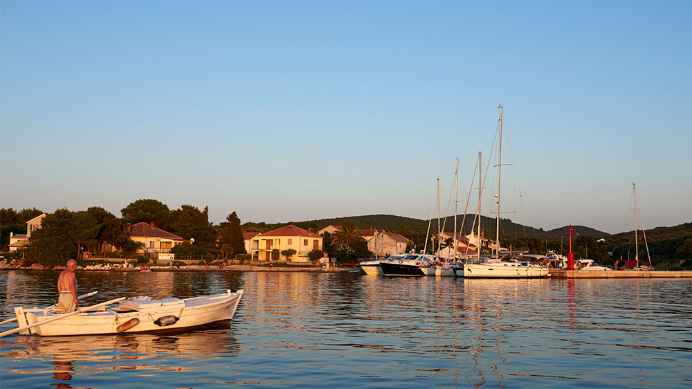 blauwasser_segeln_charter_kroatien_inseln_im_kvarner_molat_zapuntel_hafen
