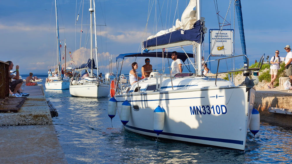 blauwasser_segeln_charter_kroatien_inseln_im_kvarner_privitaka_kanal_mali_losinj