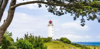 Hiddensee – die Perle im Bodden zum Segeln