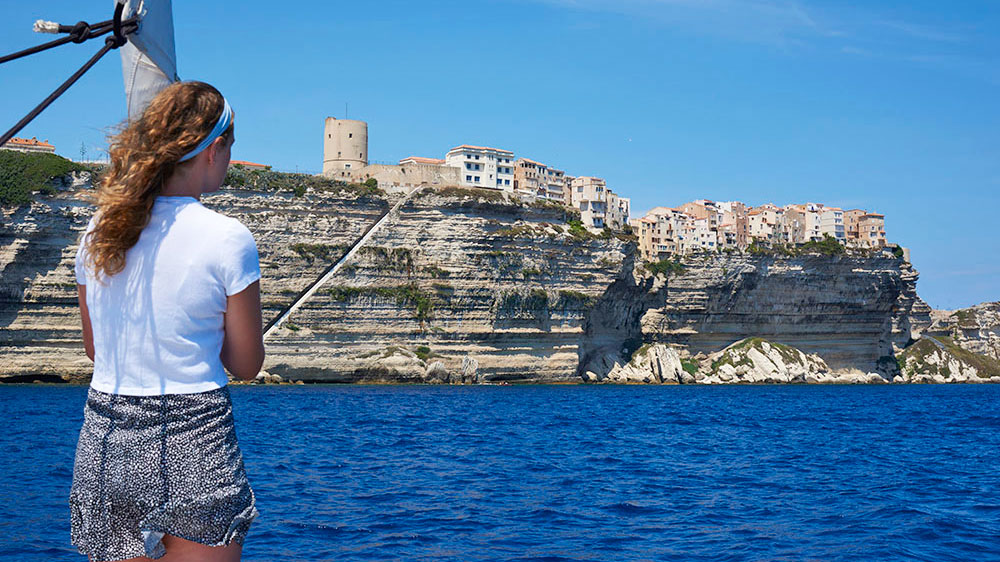 blauwasser_segeln_charter_sardinien_bonifacio