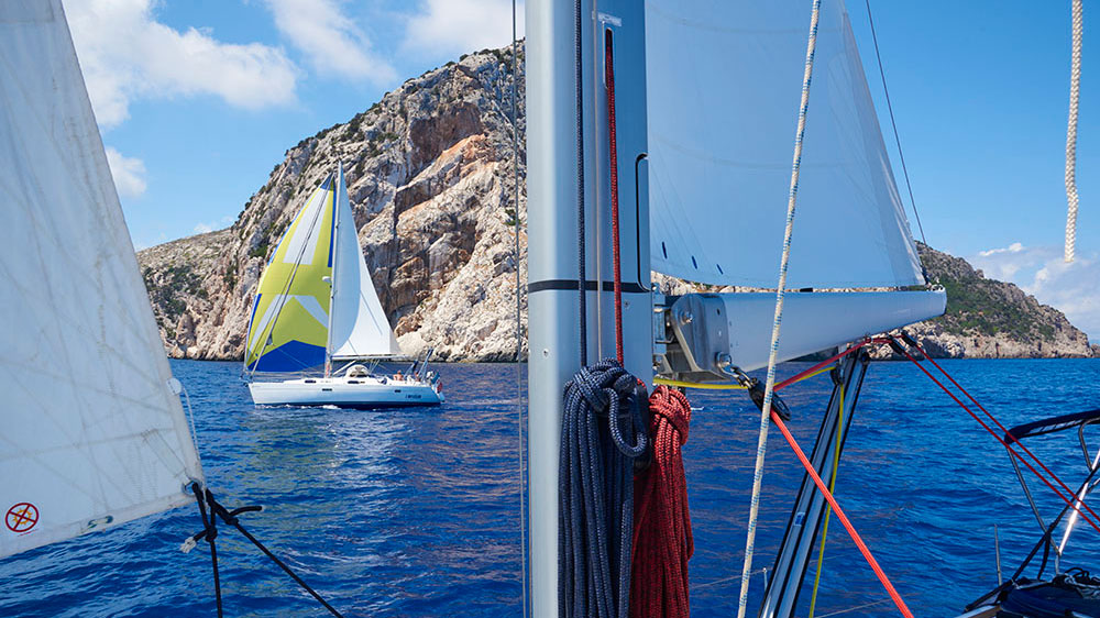 blauwasser_segeln_charter_sardinien_kuestensegeln