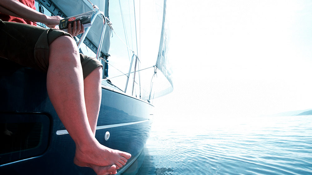 blauwasser_segeln_charter_sardinien_sueden_segeln_entspannen