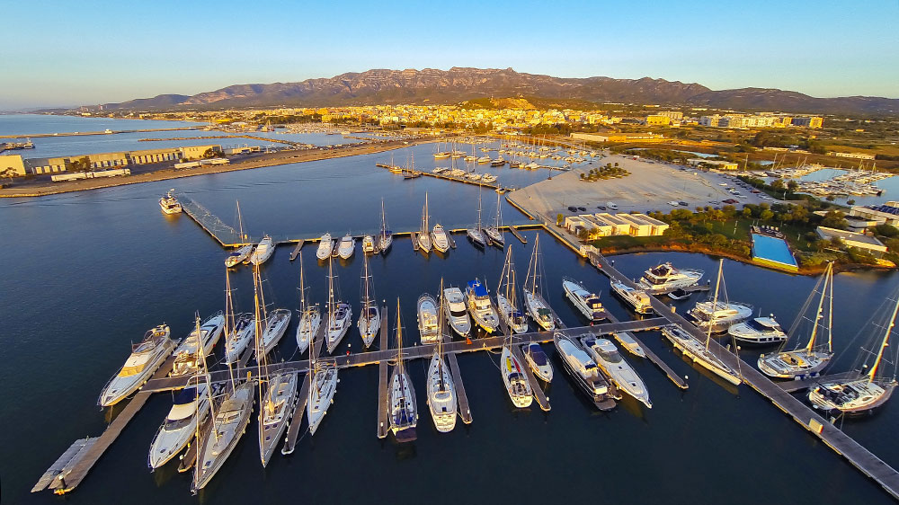 blauwasser_segeln_charter_spanien_ebro_delta_marina_sant_carles