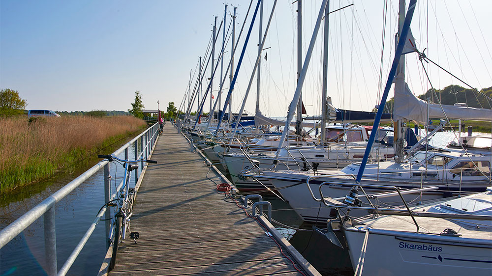 blauwasser_segeln_rund_ruegen_tipps_baabe_stege