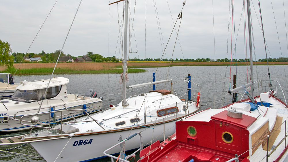 blauwasser_segeln_rund_ruegen_tipps_puddemin_liegeplaetze