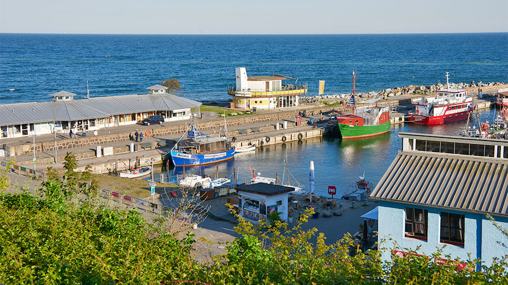 blauwasser_segeln_rund_ruegen_tipps_sassnitz_hafen