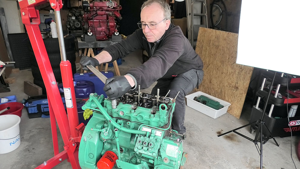 blauwasser_seminar_motor_studio_innenleben