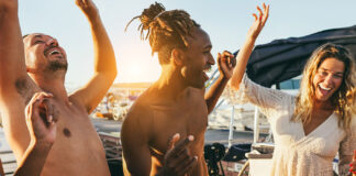Sound auf Yachten: Einbau-Tipps für Audiogeräte und Lautsprecher
