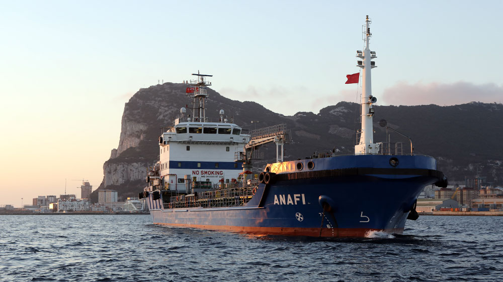 blauwasser_spanien_mittelmeer_costa_sol_blanca_frachter