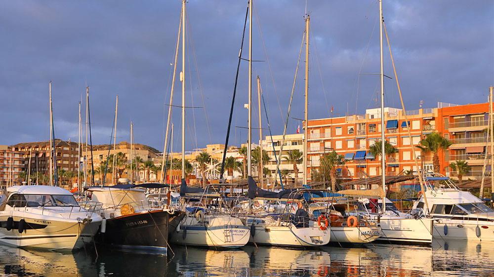 blauwasser_spanien_mittelmeer_costa_sol_blanca_grundleinen