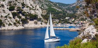 Die Küste der Calanques: Segeln entlang der stillen Ecke Südfrankreichs