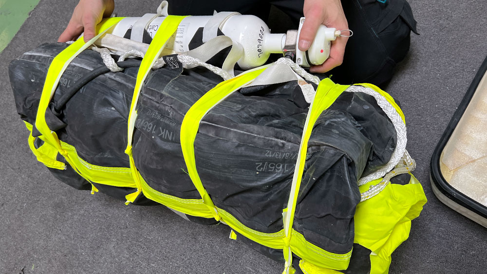 blauwasser_wartung_rettungsinsel_schritte_zielgerade