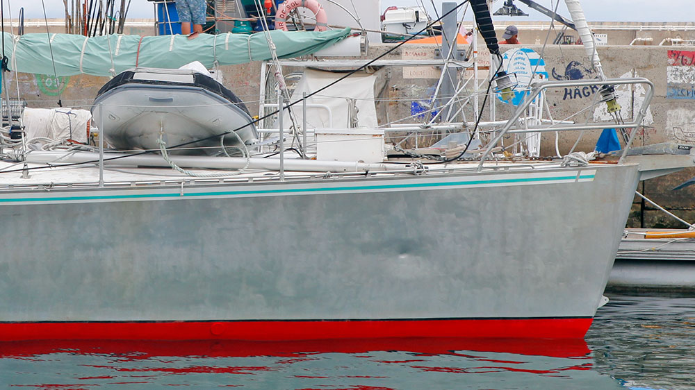 blauwasser_yacht_aluminium_bootsbau_beule