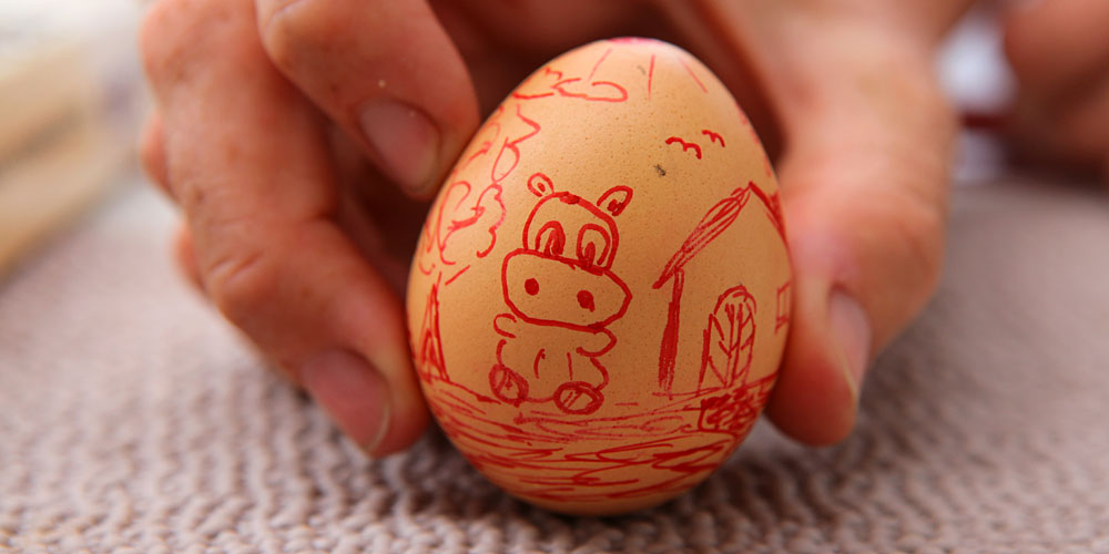 eier_bemalen_an_Bord