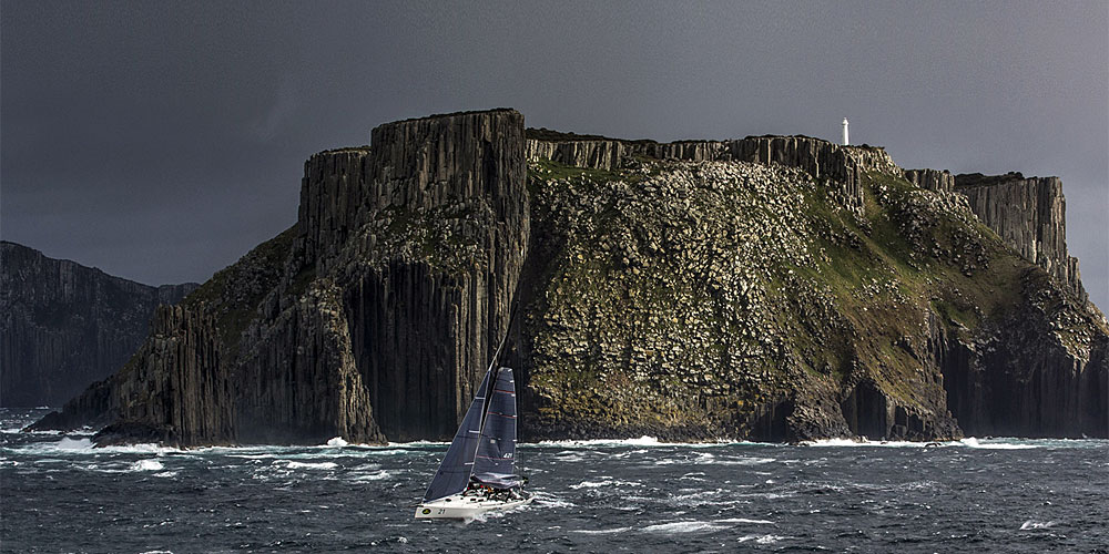 onesails10